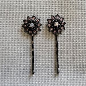 EUC Vintage Floral Hair Pins with Rhinestones (Set of 2)